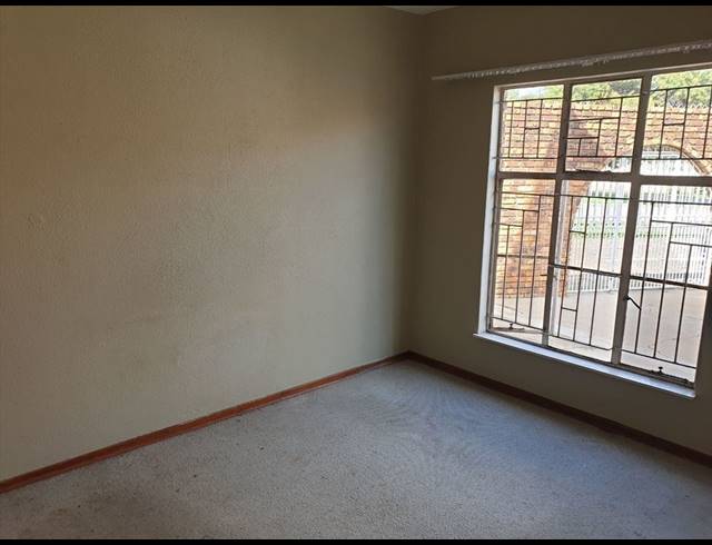 2 BEDROOM APARTMENT FOR SALE IN EDLEEN